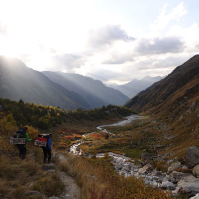 On the march into Adyl Su Valley, Caucasus (Martina Schön)